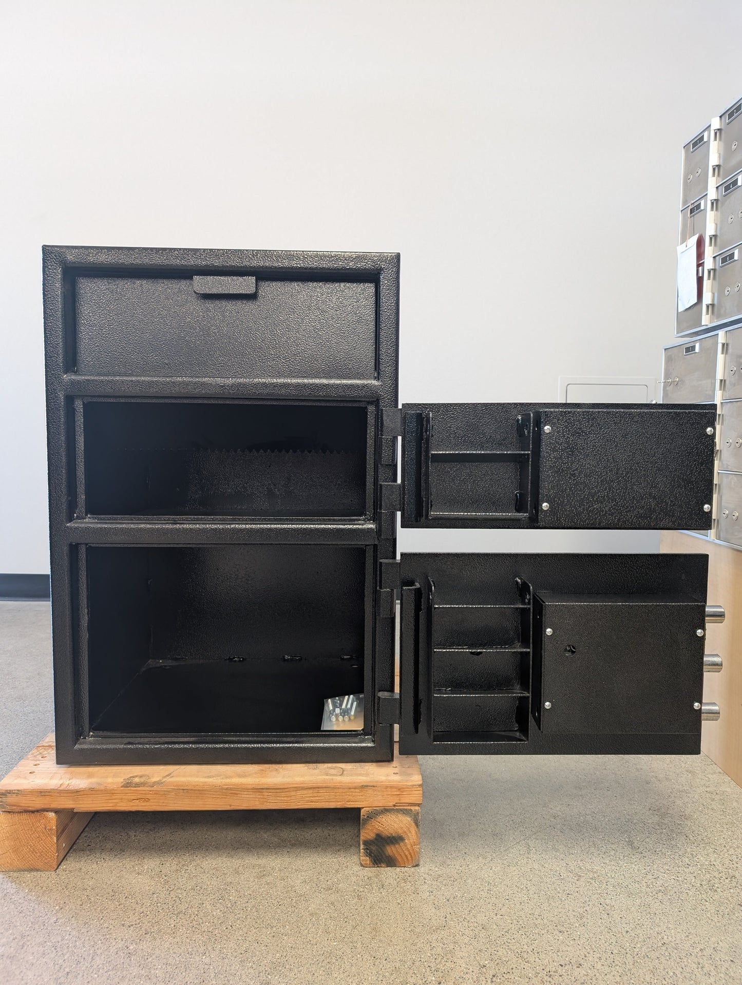 Pacific Safe FL30207TK2B Double Door Front Load Depository Safe - Blemished