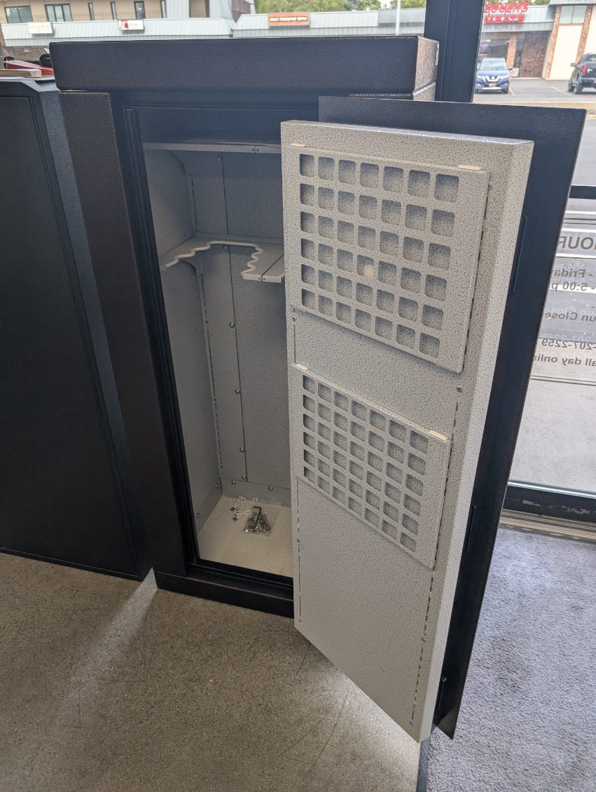 Steelhead Nomad 26 Modular Gun Safe - Demo Model