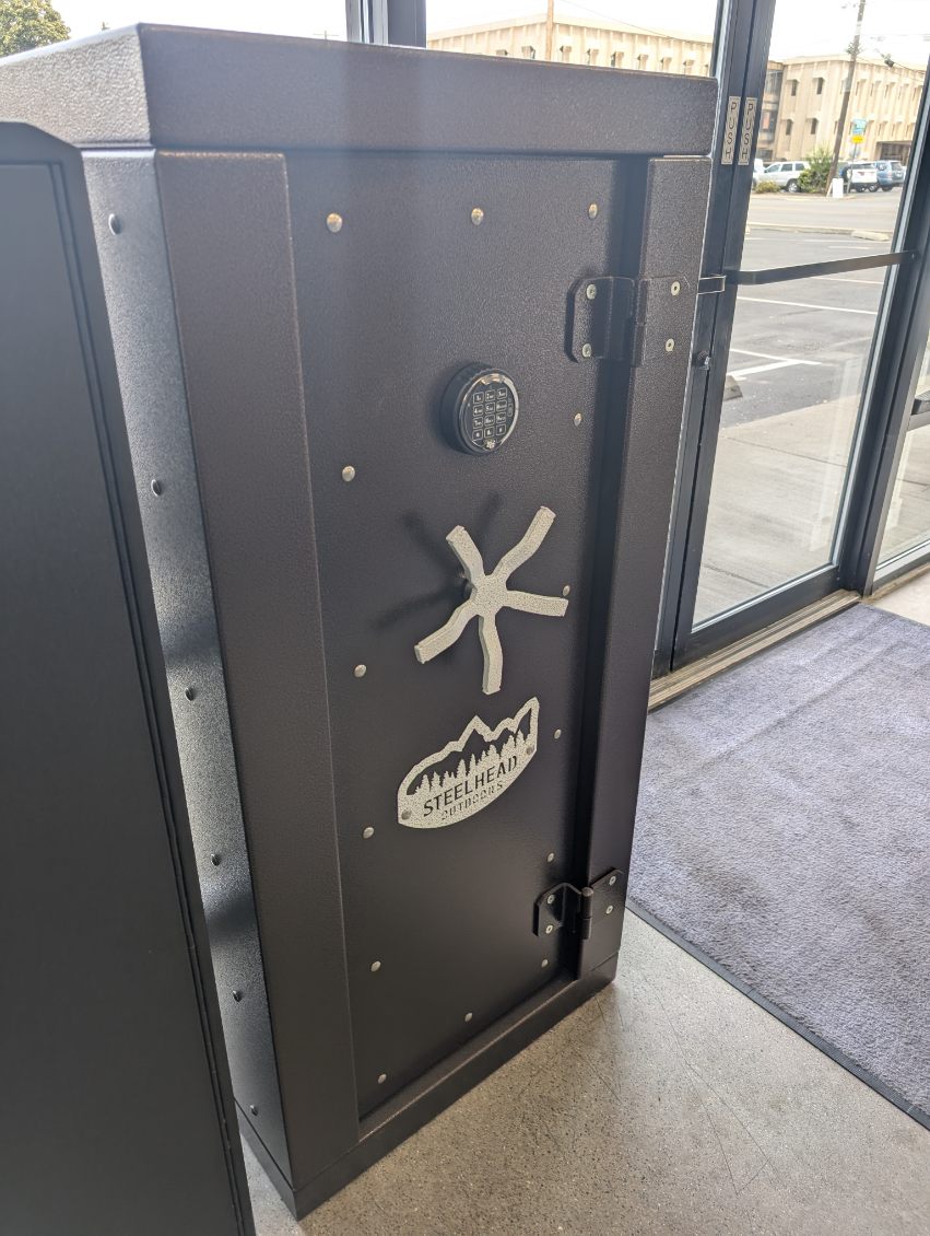Steelhead Nomad 26 Modular Gun Safe - Demo Model