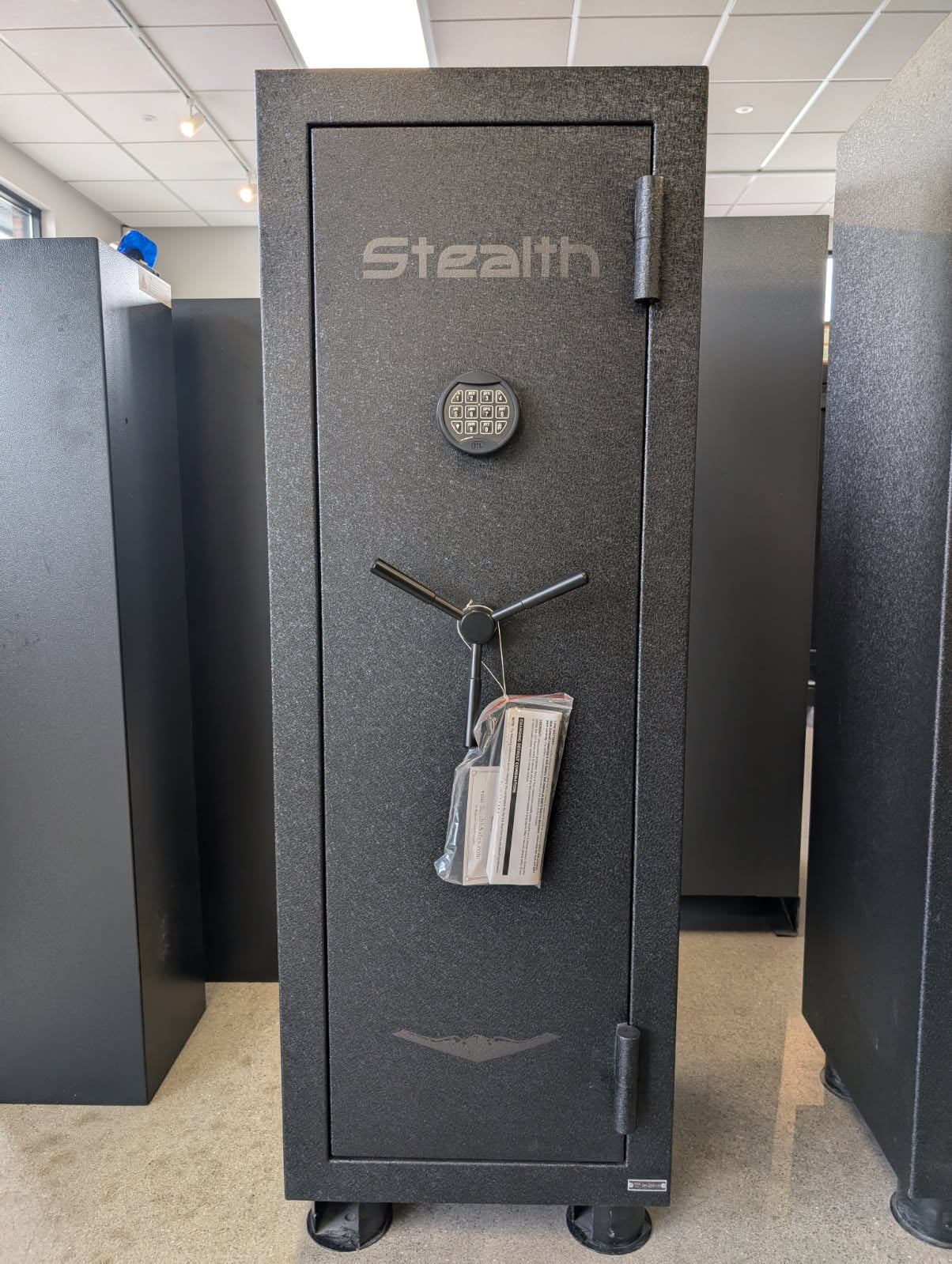 Stealth EGS14 Essential Gun Safe 30 Minute Fire - Open Box