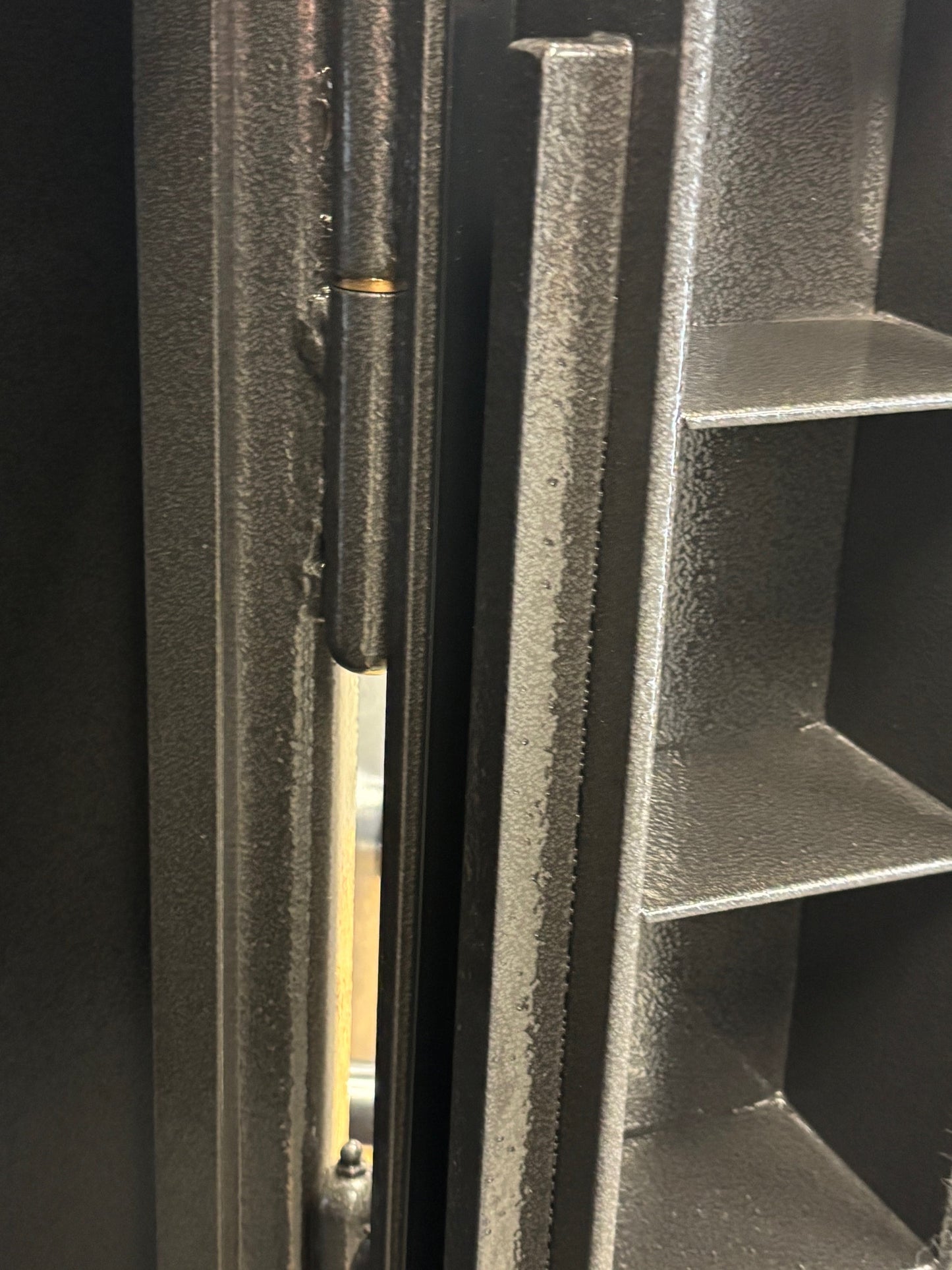 SafeandVaultStore BTS3020 B-Rated Burglar Safe