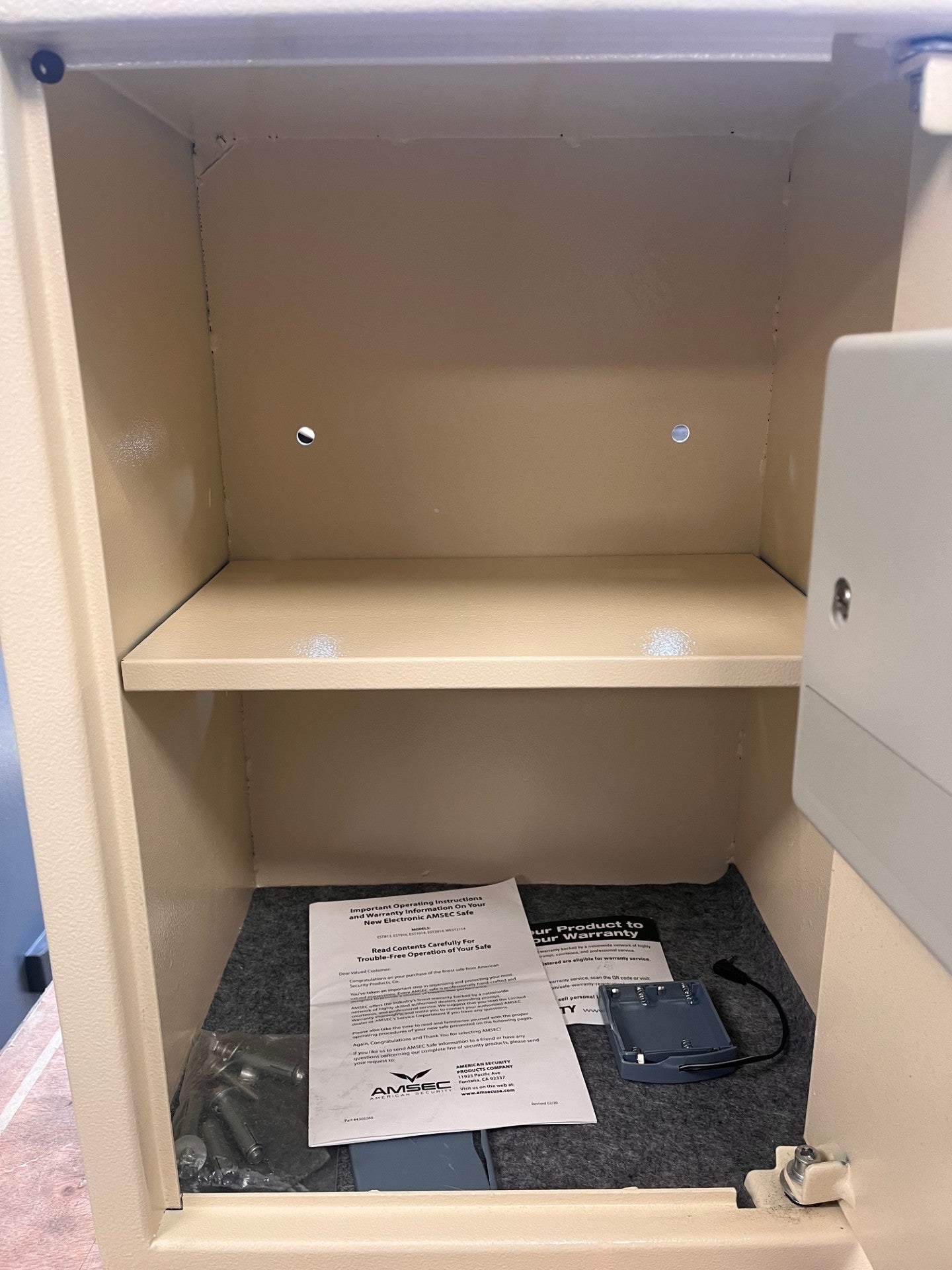 AMSEC EST2014 Electronic Security Safe - Blemished