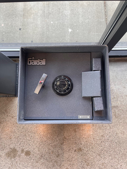 Gardall B1311-G-C In-Floor Safe - Blemished
